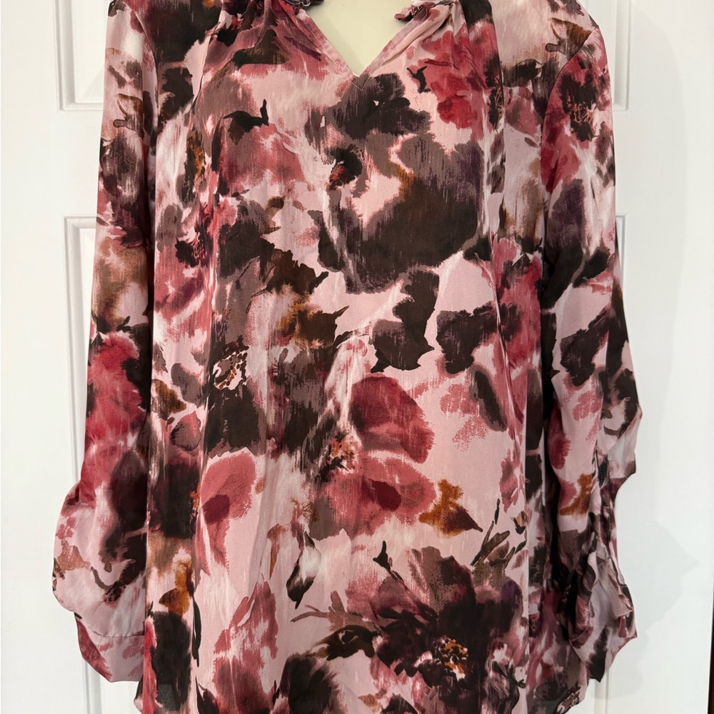 Simply Vera Vera Wang Pink and Brown Floral Blouse